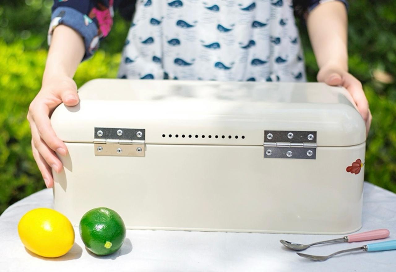 Bread bin | Food container